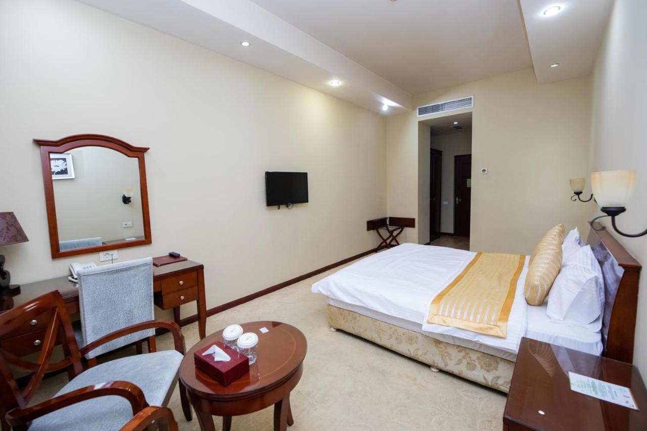 Diamond Hotel Erywań Zewnętrze zdjęcie