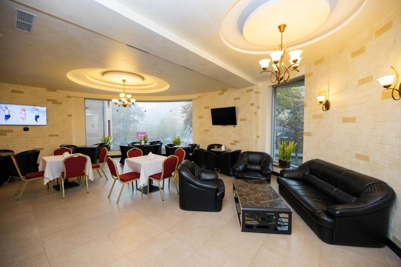 Diamond Hotel Erywań Zewnętrze zdjęcie